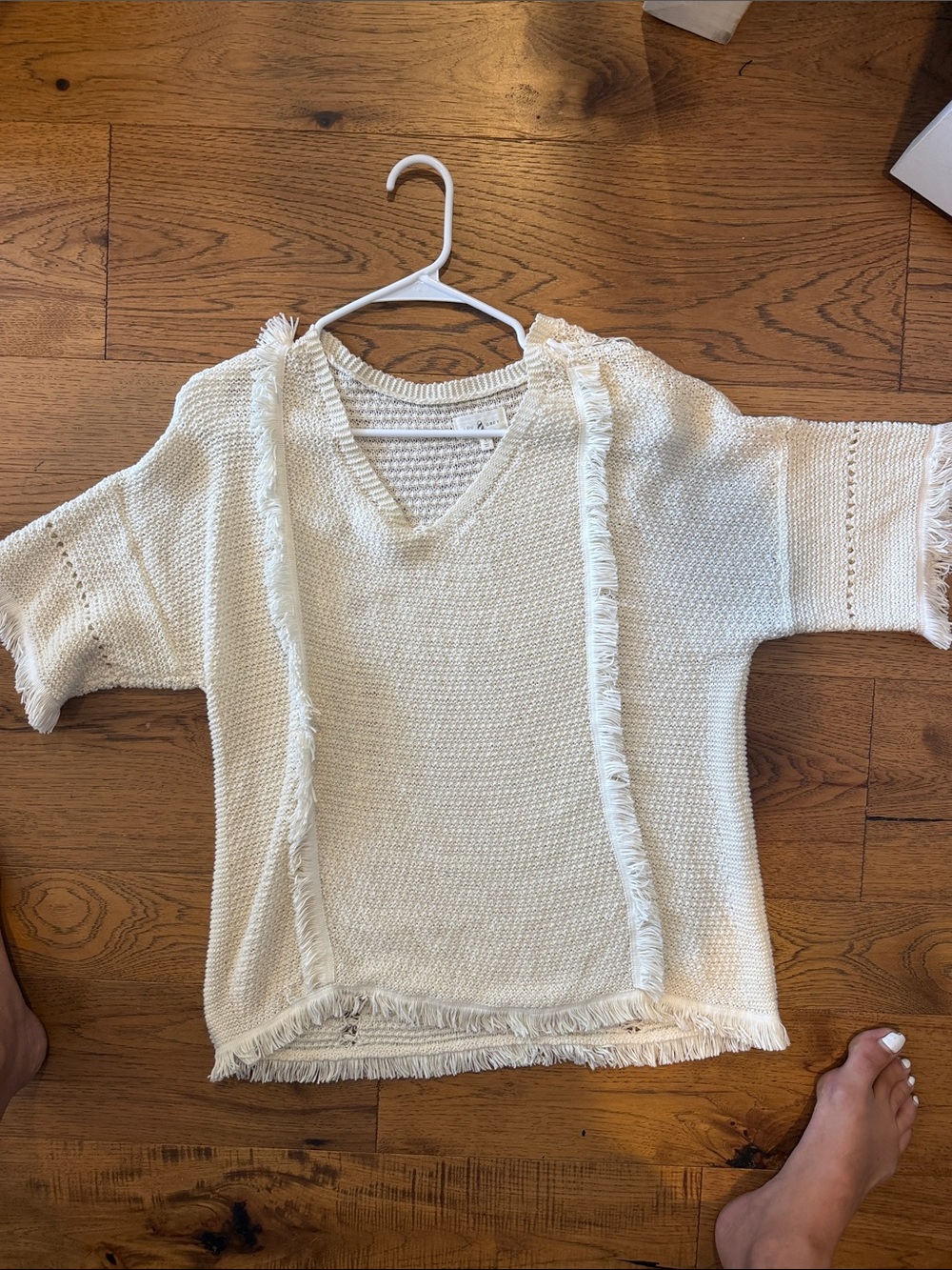 Lou & Grey Cream Fringed V-Neck Knit Top